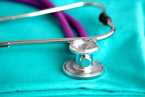 精密儀器與檢測(cè)設(shè)備 萬(wàn)能材料試驗(yàn)機(jī)、鹽霧試驗(yàn)機(jī)、污點(diǎn)卡、照明放大鏡及敷貼器的廠家概覽